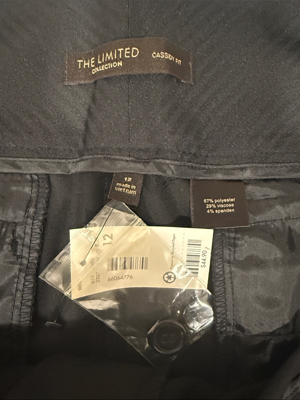 The Limited Black Cassidy Fit Shorts - Picture 3 of 5